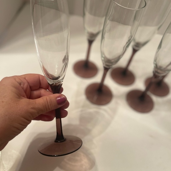 Purple Stemware Wine Glasses Set of 6 - Picture 3 of 3